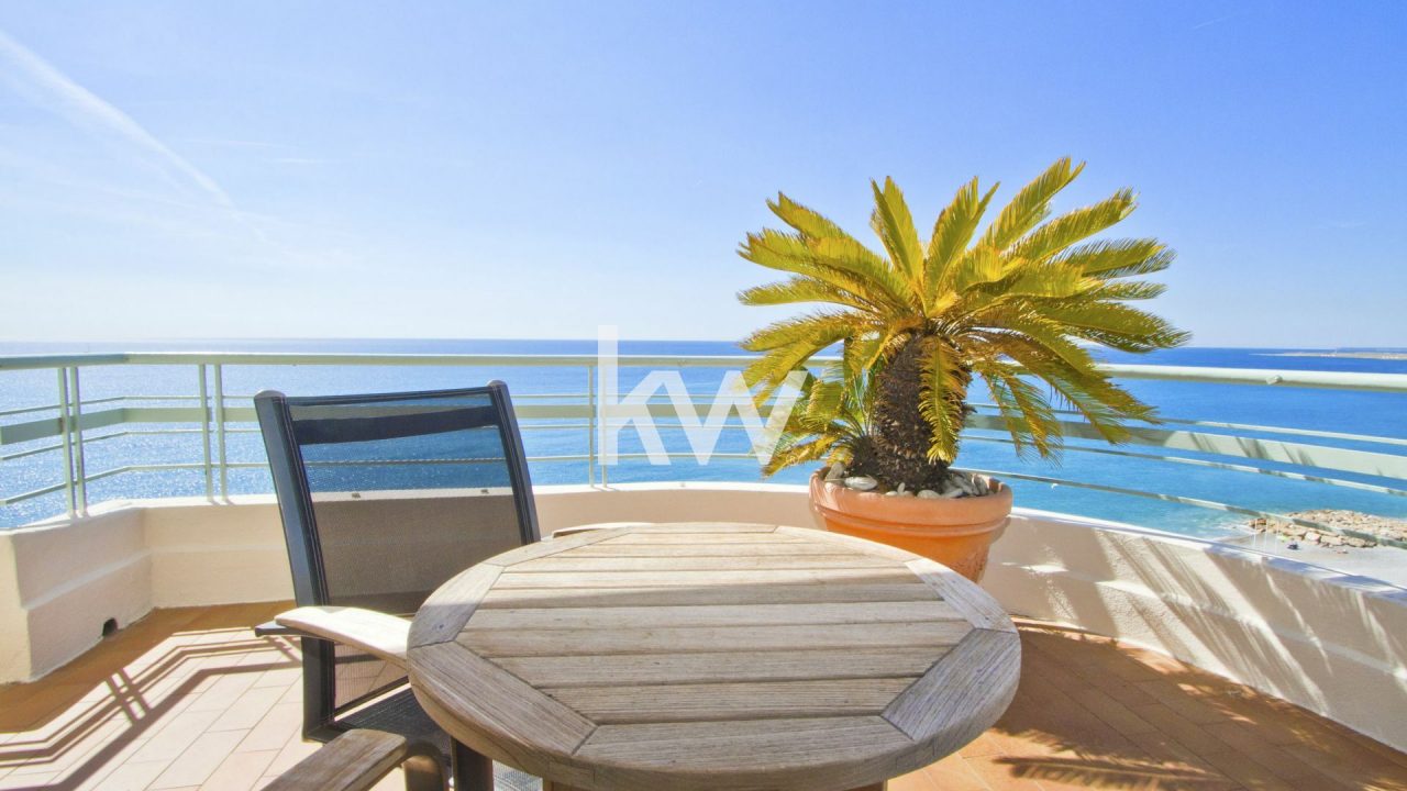 penthouse-duplex-promenade-des-anglais-nice_25